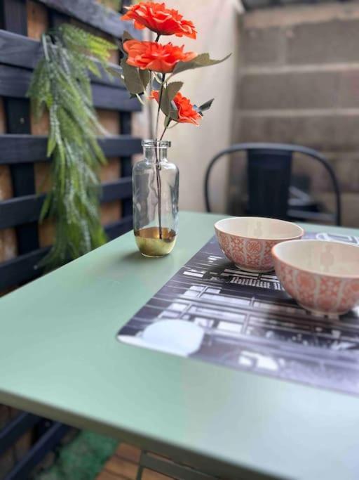 Апартаменти Le Petit Kiosque - Terrasse Parking & Local Velo Верден-сюр-Мез Екстер'єр фото